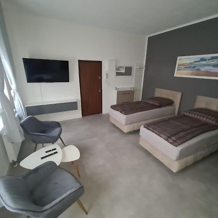 Apartament Suite 1 Bernburg Buitenkant foto