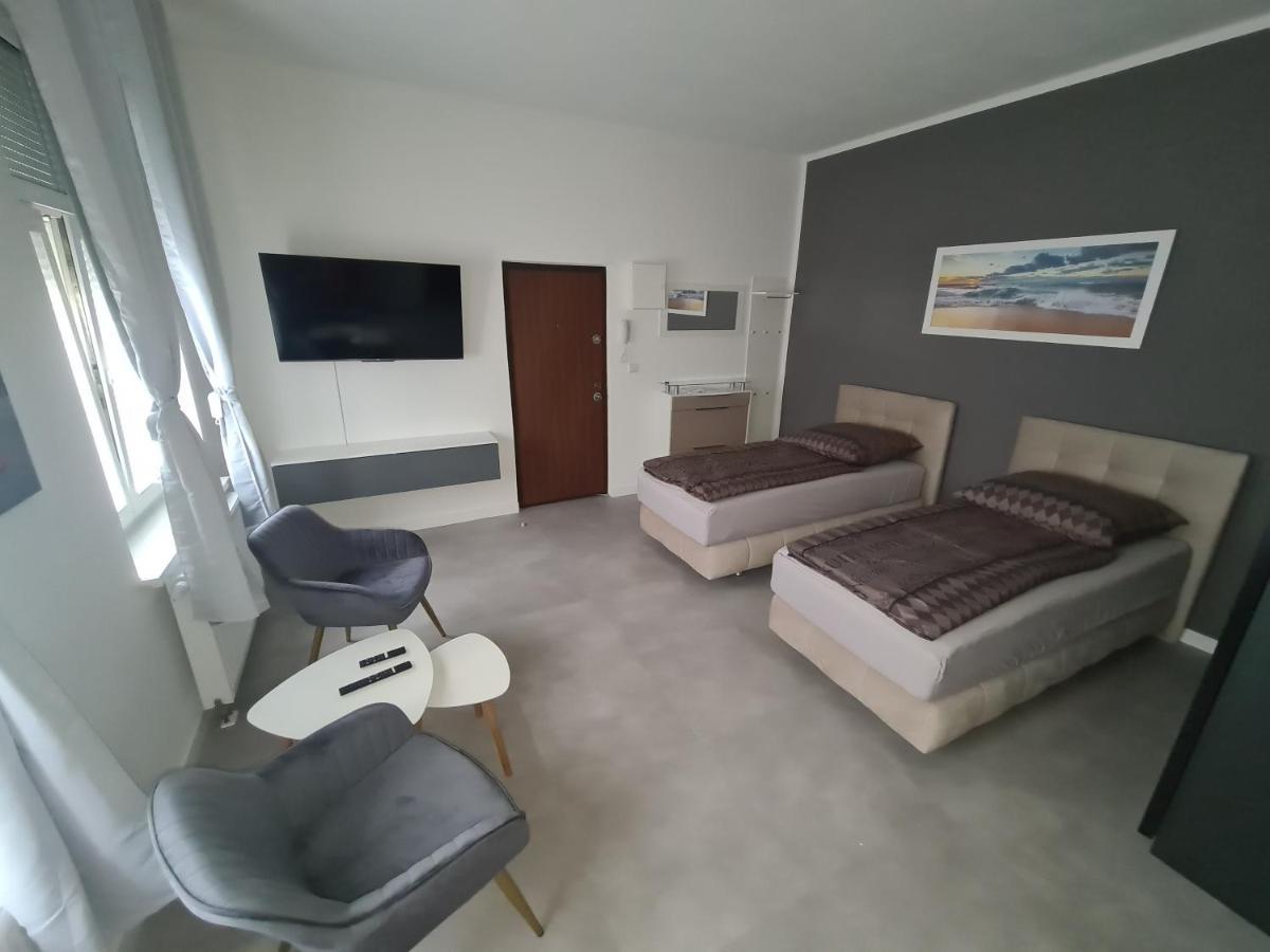 Apartament Suite 1 Bernburg Buitenkant foto
